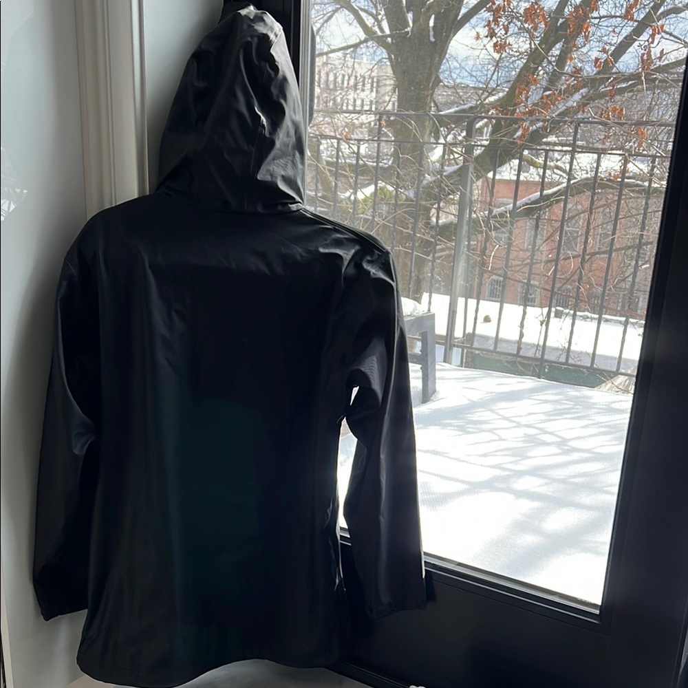 Helly Hansen Black Waterproof Jacket - image 5